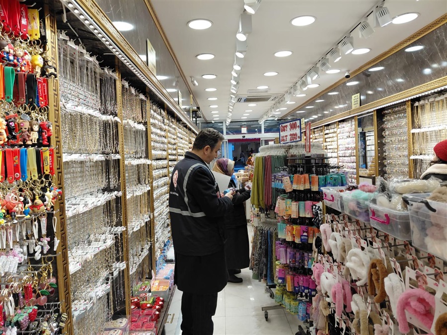 KARABÜK’TE FİYAT ETİKETİ DENETİMLERİ ARALIKSIZ DEVAM EDİYOR 