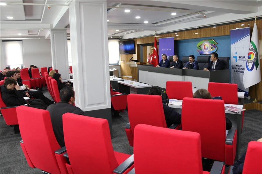 Karabük Sanayi ve Teknoloji İl Müdürlüğü Koordinasyonunda Düzenlenen Eflani Çok Programlı Anadolu Lisesi Öğrencilerine Yönelik Kariyer ve Bilgilendirme Programına Katılım Sağlandı 