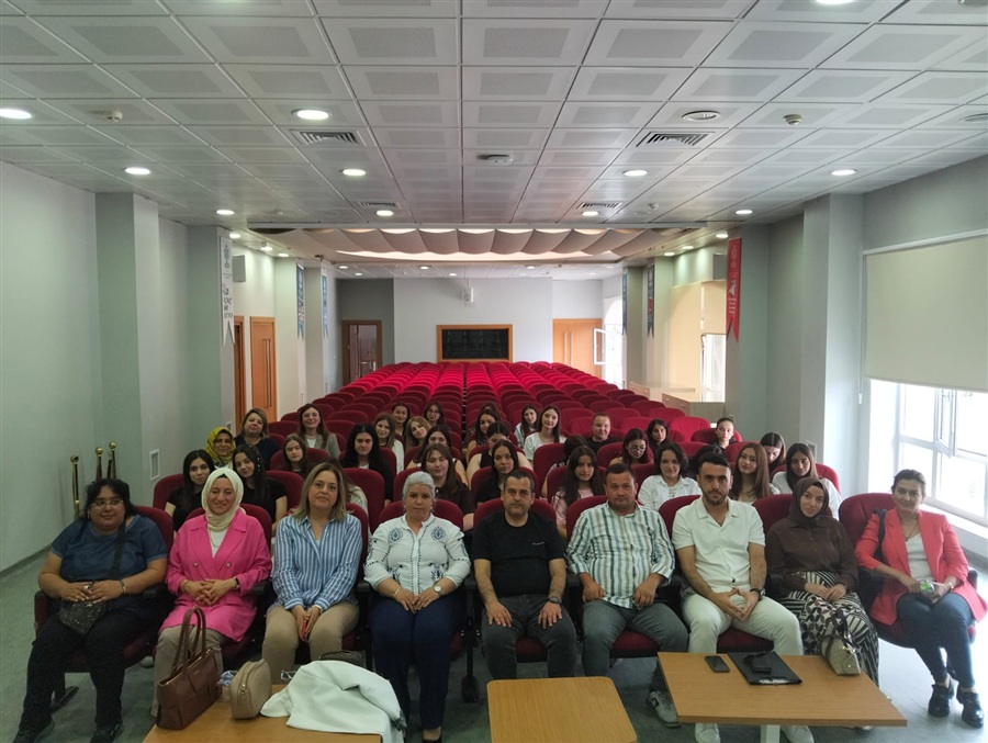 MÜDÜRLÜĞÜMÜZÜN EV SAHİPLİĞİNDE ANLAMLI ZİYARET: BARTIN LİSE ÖĞRENCİLERİ TÜRKİYE’NİN İLK YAŞLI BAKIM KOOPERATİFİNİ İNCELEDİ 